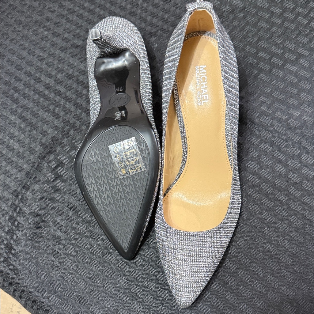 Michael Kors Glittering Silver Heels Nwot Size 7m